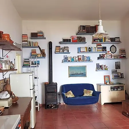 Alojamento de Acomodação e Pequeno-almoço Al Numero Zero Lípara